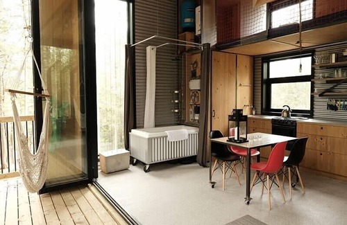 Eastman Cabin | Cabin Zoobox 84 Summa