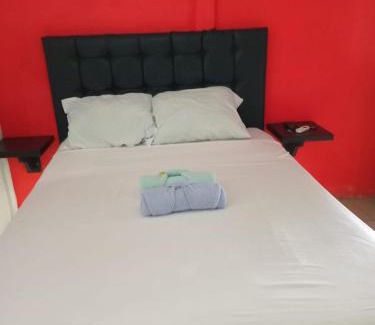 Siquirres Hotel | Cabinas el Diamante