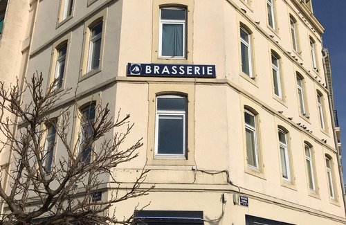 Boulogne-Centre Apartment | Cabine du Mirador 2 - Apartment with River View