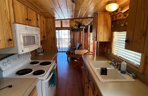 Mammoth Creek Cabin | Cabins by Panguitch Lake: Where Rustic Charm Meets Amazing Fishing!