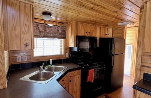 Mammoth Creek Cabin | Cabins by Panguitch Lake: Where Rustic Charm Meets Amazing Fishing!