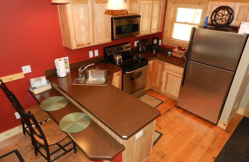 Brutus Cabin | Cabins on Maple River