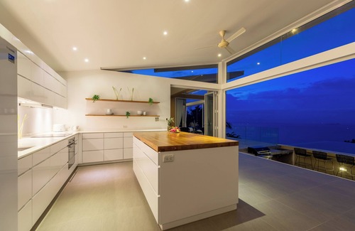 Mae Nam Villa | Cabo: 4BR Villa with Breathtaking Sea Views