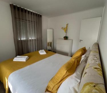 Varzea de Sintra Apartment | Cabriz White House