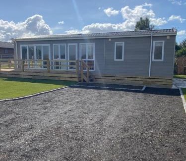 Abbess Roding House | Cackle hill lakes