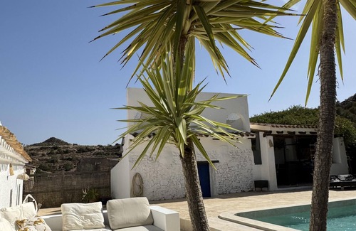 Lubrin House | Cactus & Almonds Beautiful holiday hideaway