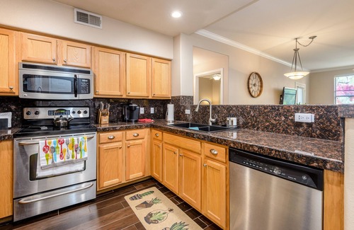 North Scottsdale Condo | CACTUS CASITA- Clean and Modern N. Scottsdale Condo