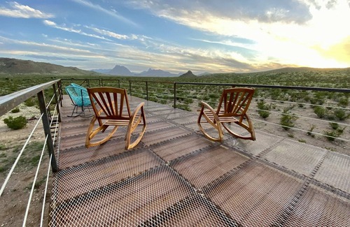 Alpine House | Cactus Corazón: Comfortable, Spacious & Secluded