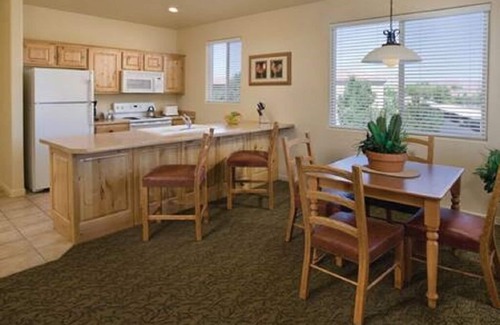 St. George Resort | Cactus gardens, sandstone spires and rich pioneer history!