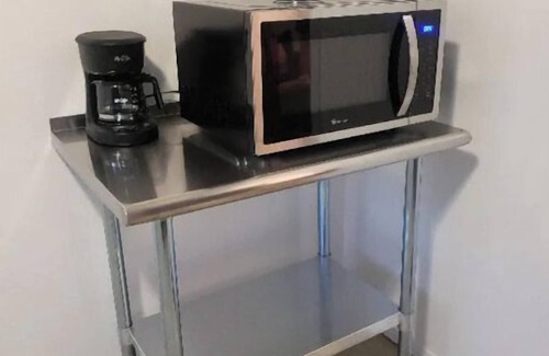 El Paso Apartment | Cactus Home - 1 bedroom w/free on-premesis parking