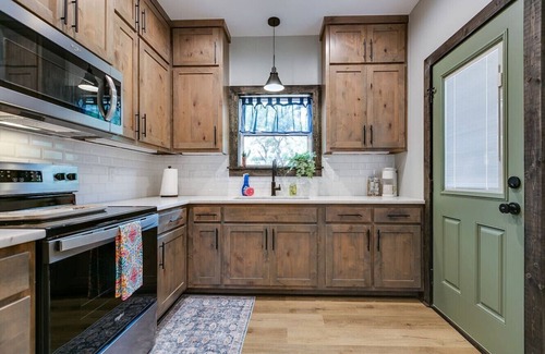 San Angelo House | Cactus Hotel W/2BR & 2.5BA
