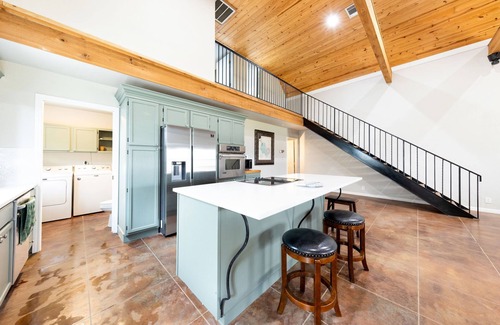 Buchanan Dam Cottage | Cactus Rose Cottage w/pool in the heart of Highland Lakes!