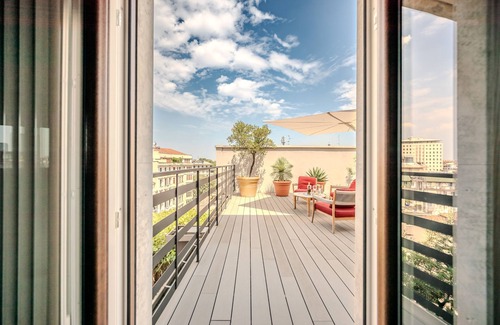 Porta Venezia Apartment | Cadamosto Art Penthouse with Terrace R&R