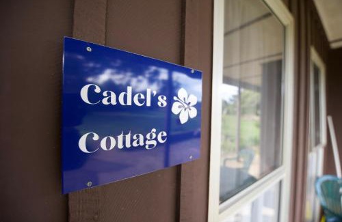 Burnt Pine House | Cadel's Cottage WITH FREE UNLIMITED HIGH SPEED INTERNET