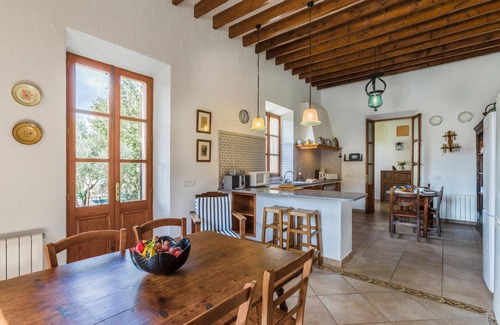 Sa Pobla Villa | Cadell Gran - Seven Bedroom Villa, Sleeps 14