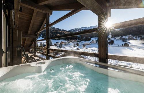 Selva di Val Gardena Apartment | Cadepunt The Dolomites Lodge