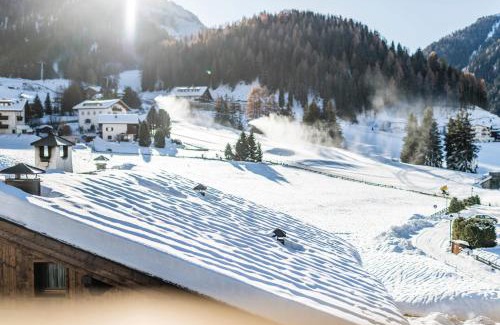 Selva di Val Gardena Apartment | Cadepunt The Dolomites Lodge