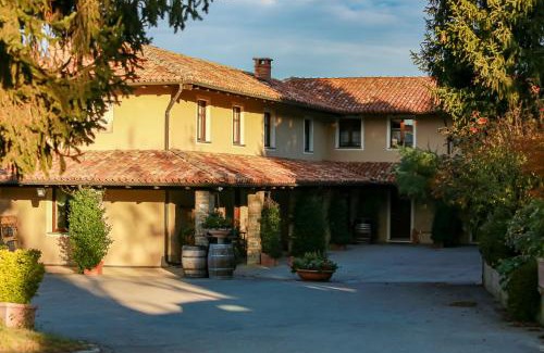 Santo Stefano Belbo House | Cadgal - Tenuta Valdivilla