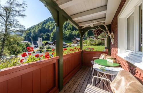 Buchboden House | Café Pension zum Jäger