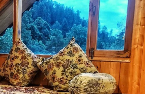 Naggar Hotel | Cafe Saffron & Cottages
