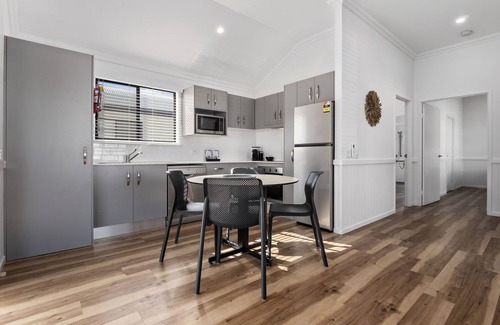 Woree Apartment | Cairns Coconut Holiday Resort