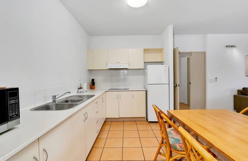 Woree Apartment | Cairns Reef Apartments & Motel