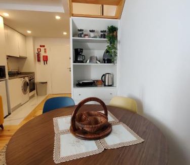 Santa Marinha Apartment | Cais de Gaia Historic Loft