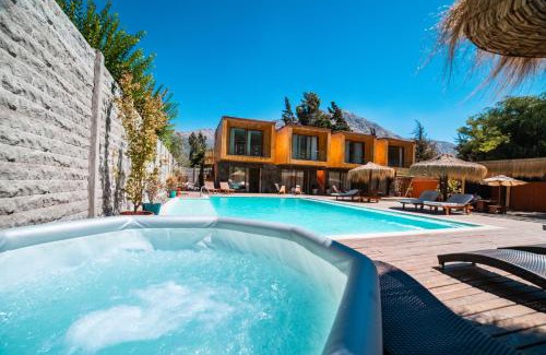 Melocoton Cabin | Cajón del Maipo Lodge