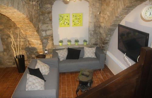 Besalu House | Cal Arxè
