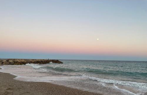 Cubelles Apartment | Cal Avia Cubelles Sunset Beach View Apartment