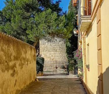 Les Gunyoles House | Cal Mestre Casa Rural