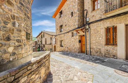 Baga House | Cal Nunci