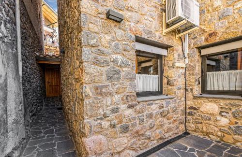 Baga House | Cal Nunci