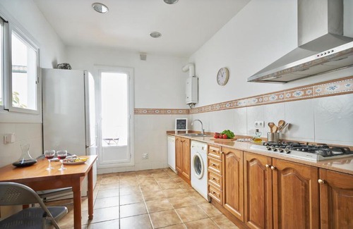 Premia de Mar House | CAL PADRI1871 - 30min to Barcelona, Groups & Families, Beach Stylish House