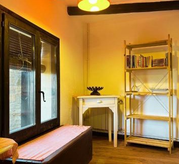 Montsonis Apartment | Cal Xeco en Montsonis, da la bienvenida a tu mascota