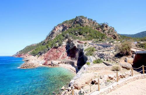 Estellencs House | Cala Estellencs Beach House by Slow Villas