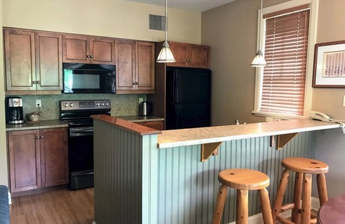 Calabogie Hotel | Calabogie Peaks Hotel, Ascend Hotel Collection