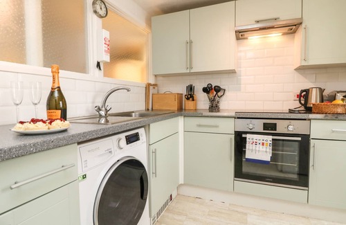 Mousehole Cottage | CALAC COTTAGE, family friendly, country holiday cottage in Mousehole