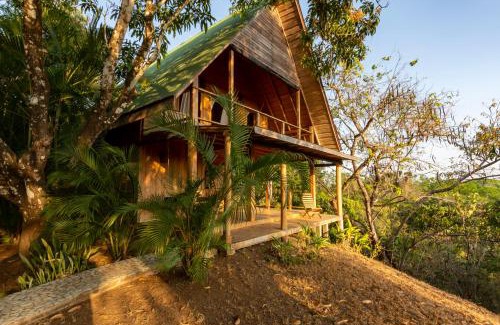 Manzanillo Hotel | Calamocha Lodge