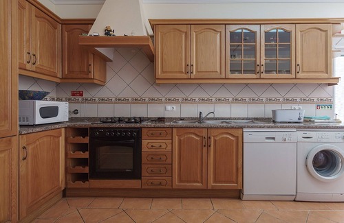 Monte Raposo Villa | Calamus Blue Villa, Pool, Wifi