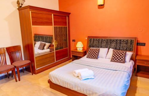 Nagoa Villa | Calangute Candolim Beach Bay villas and Apartments