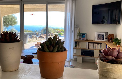 Niolon House | Calanque de Niolon with exceptional sea view/exceptional view of the sea