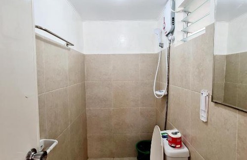 Calapan Apartment | Calapan City Guest House Transient in a Subdivision near Malls L41