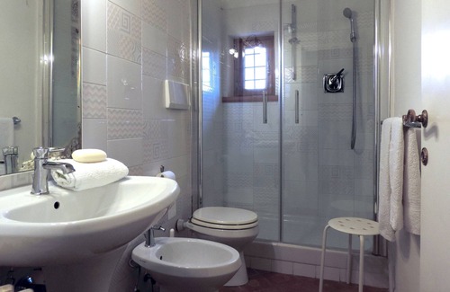 Tarano Villa | CalaSabina Tarano Enchanting Villa with large pool close to Rome