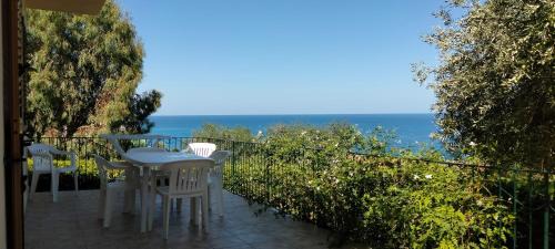 Gioiosa Marea House | Calavà 28
