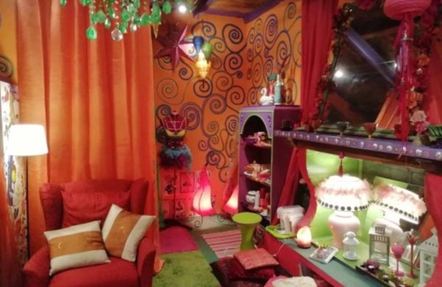 Calcata House | Calcata Artists Room