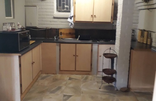 Kimberley House | Caledon Overnight Rooms