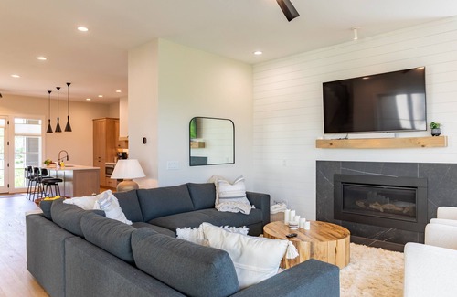 Deep Gap House | Calico Haven at Blue Ridge Mountain Club - Hot tub, 3 bedroom with great views