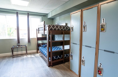 Point Loma Heights Hostel | California Dreams Hostel - Ocean Beach