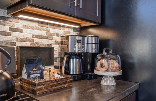 Westcliffe Cabin | Call of The Wild. Luxury mountain setting, sleeps 6.